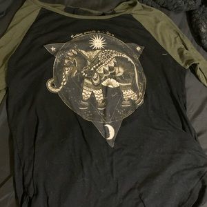 no boundaries top elephant